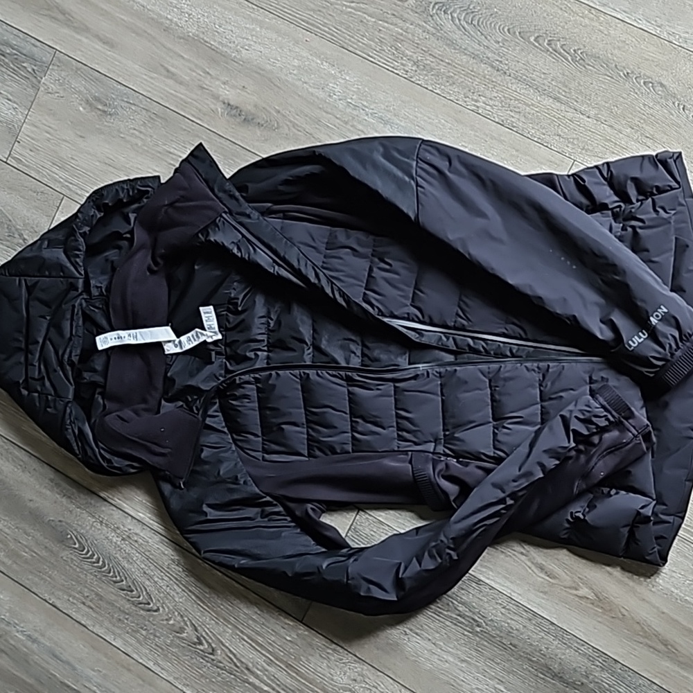 Lululemon down for it all jacket